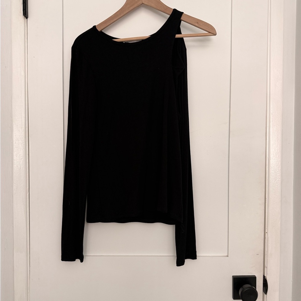 Chic Black One-Shoulder Bodysuit